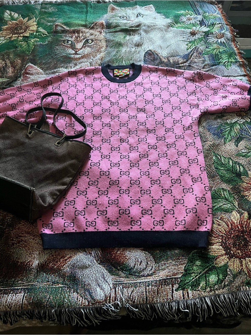 Gucci Pink GG Logo Crewneck Sweater with Navy Trim